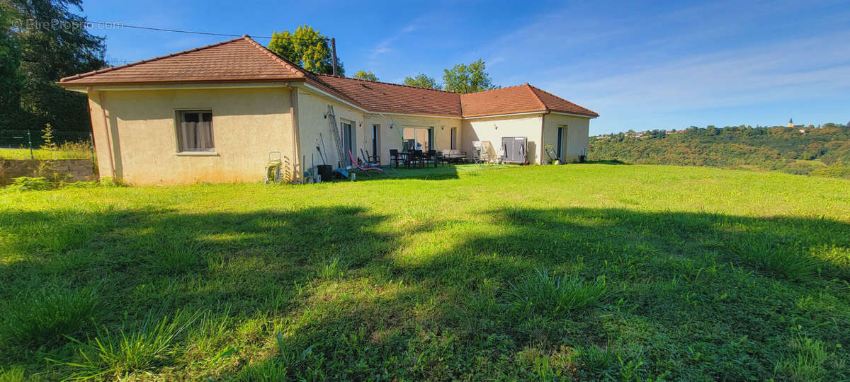 Maison à MORLAAS