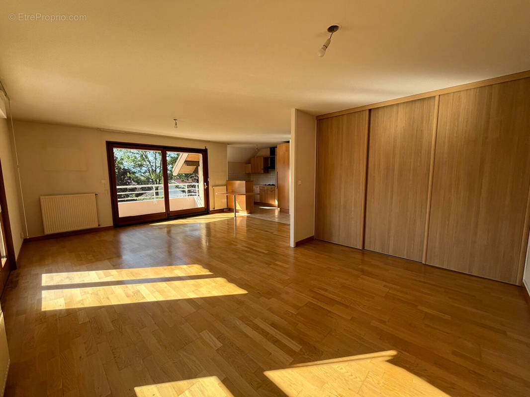 Appartement à THONON-LES-BAINS