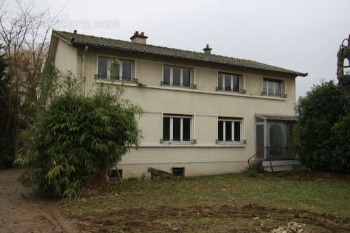 Maison à BRIE-COMTE-ROBERT