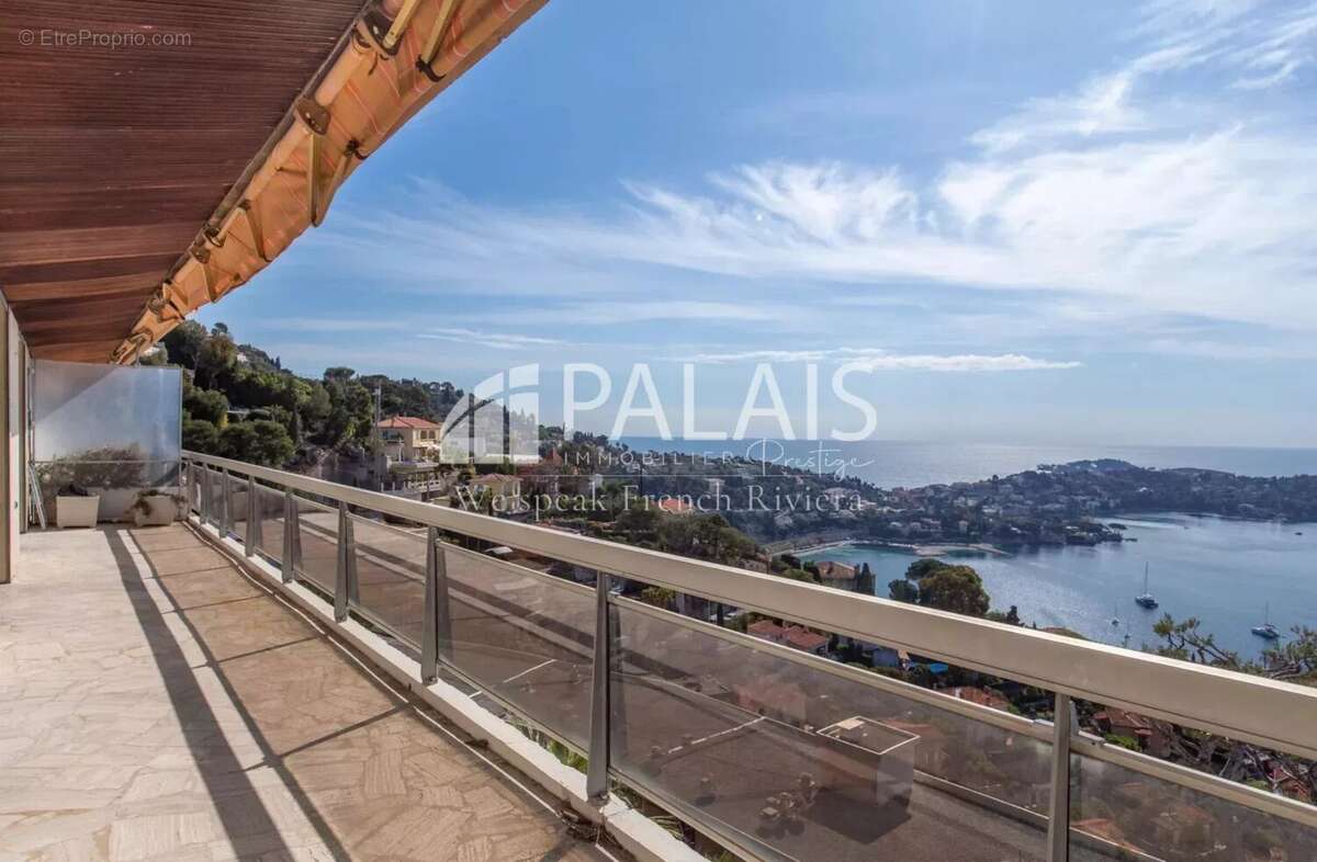 Appartement à VILLEFRANCHE-SUR-MER