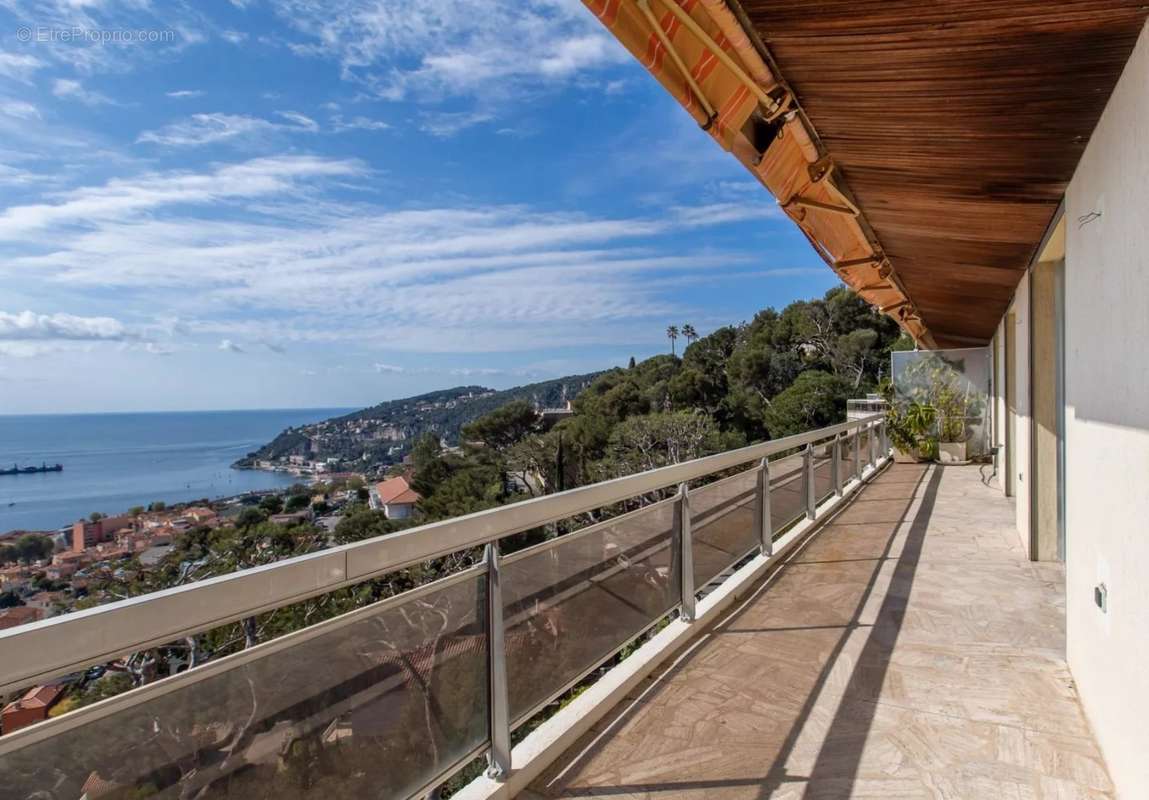 Appartement à VILLEFRANCHE-SUR-MER