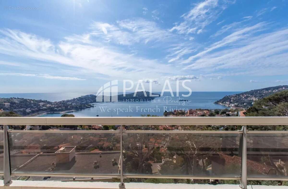 Appartement à VILLEFRANCHE-SUR-MER