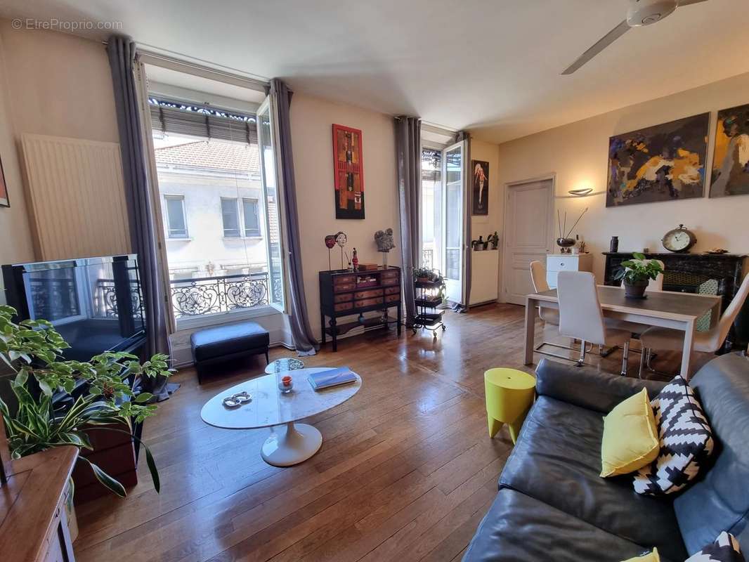 Appartement à GRENOBLE