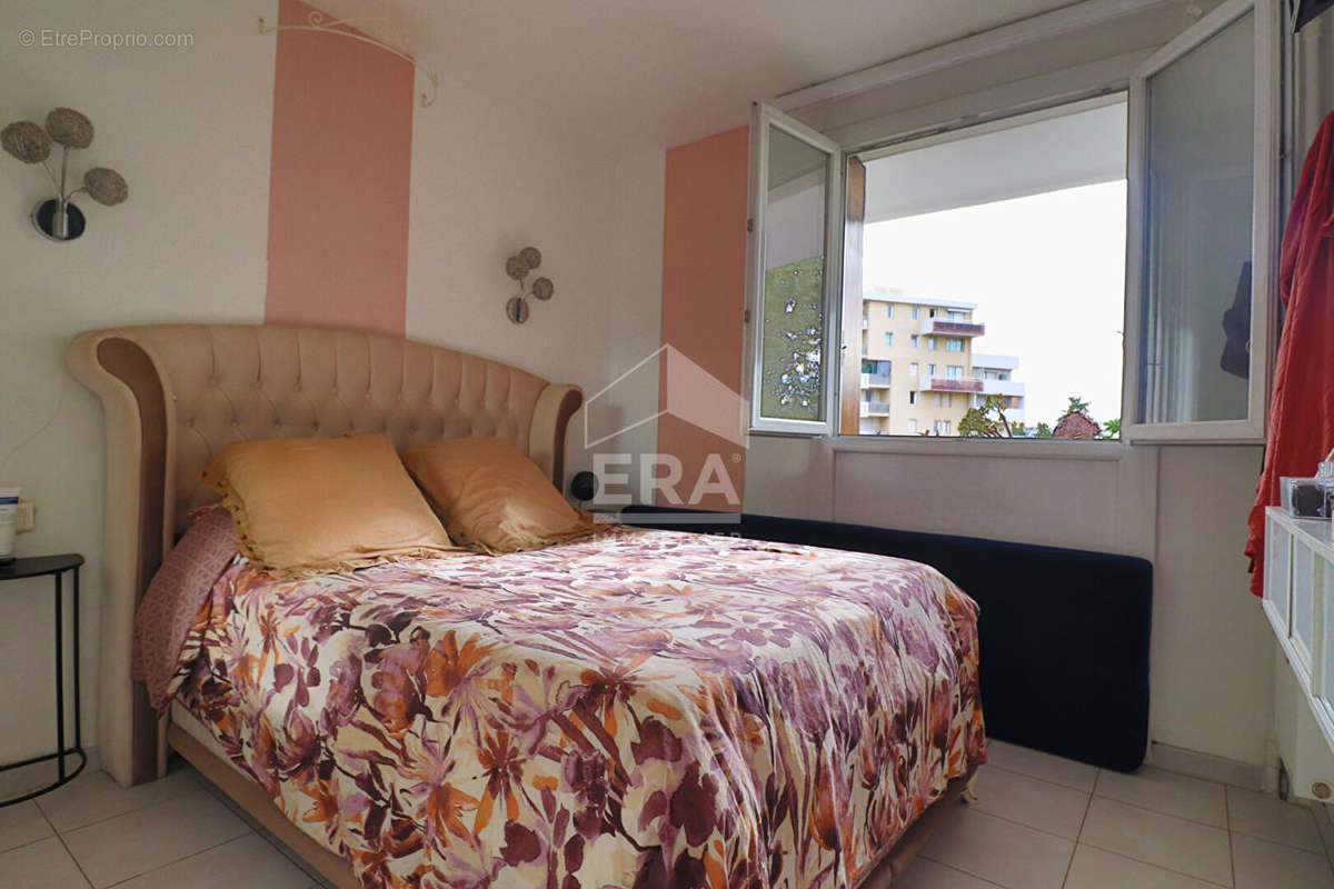 Appartement à MARSEILLE-10E