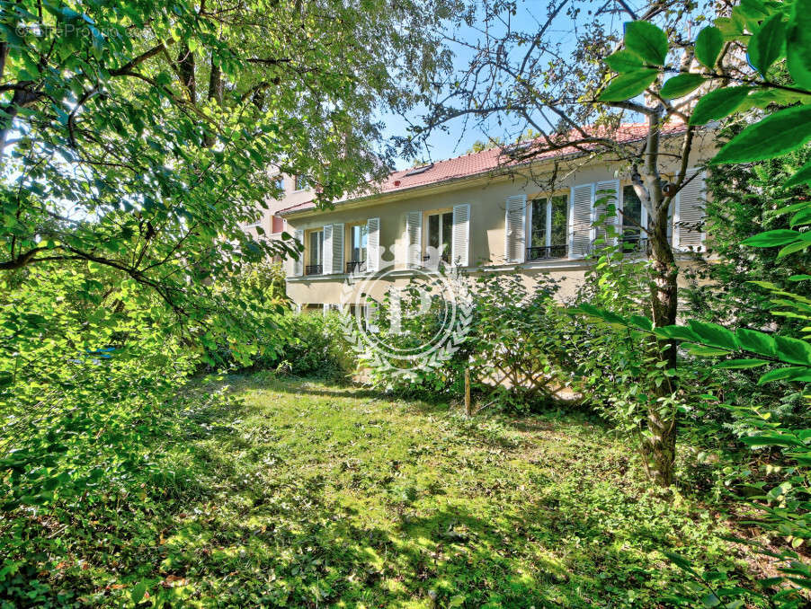 Maison à VIROFLAY