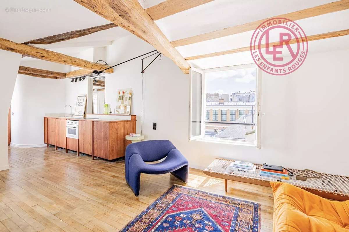 Appartement à PARIS-3E