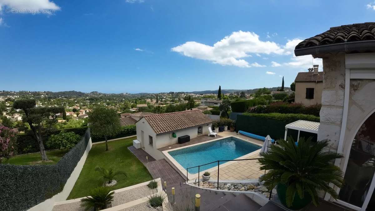 Maison à LA COLLE-SUR-LOUP