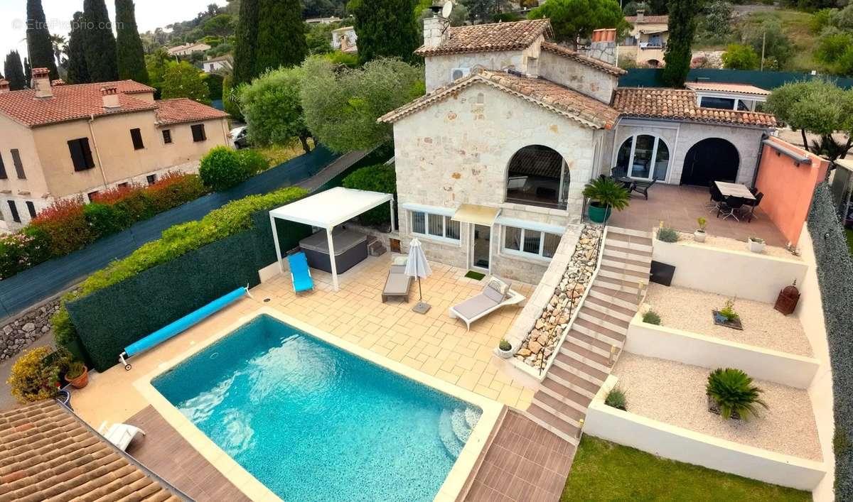 Maison à LA COLLE-SUR-LOUP