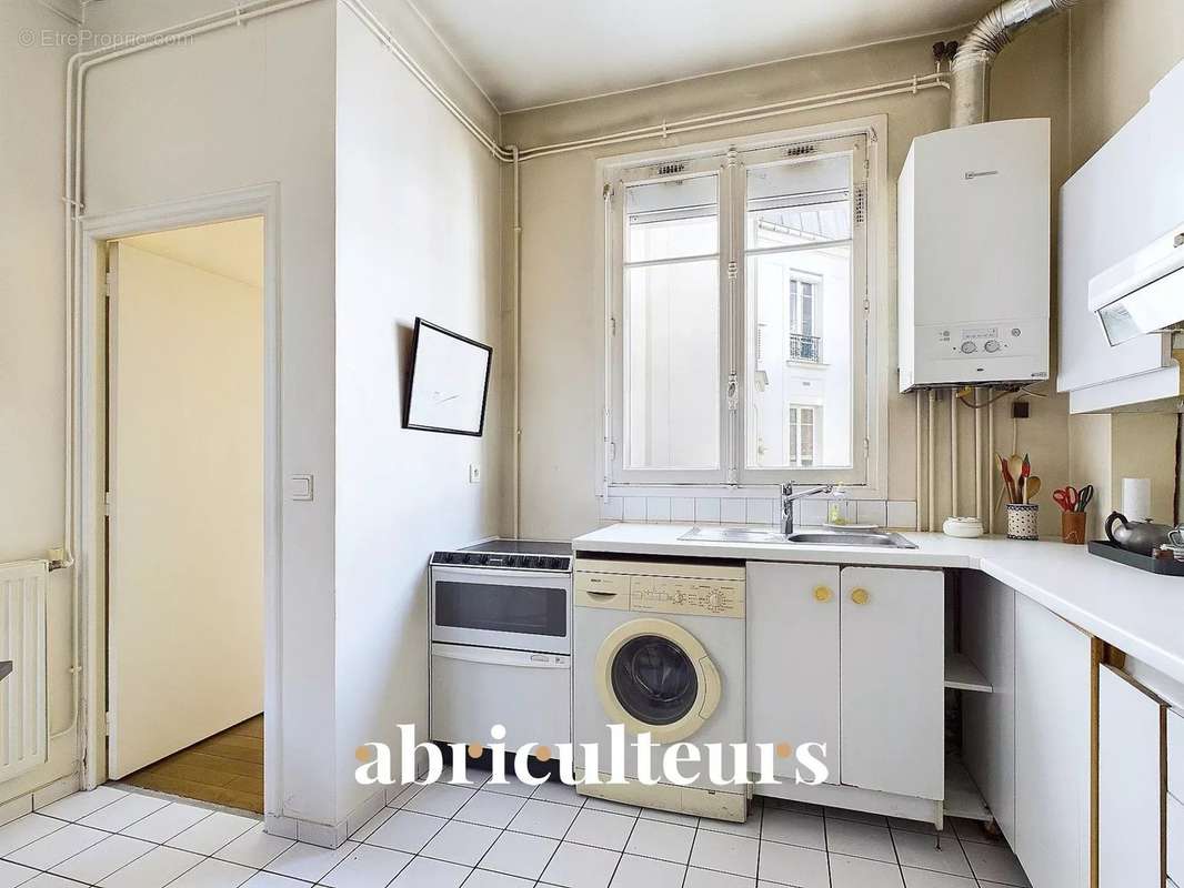 Appartement à LEVALLOIS-PERRET