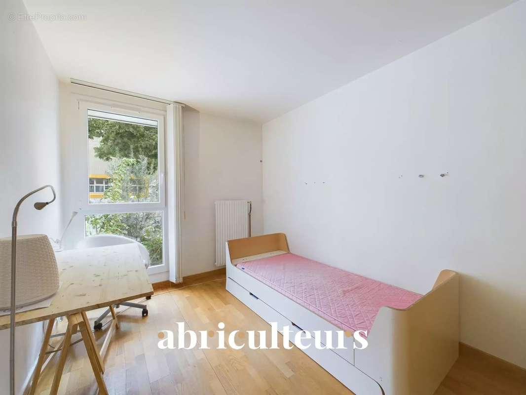 Appartement à NANTERRE