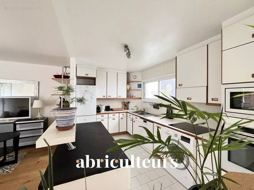 Appartement à NANTERRE