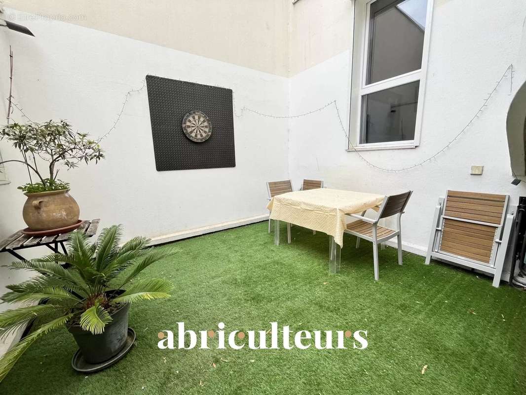 Appartement à NANTERRE