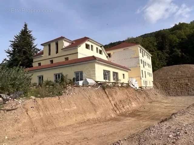 Appartement à SAINT-CERGUES