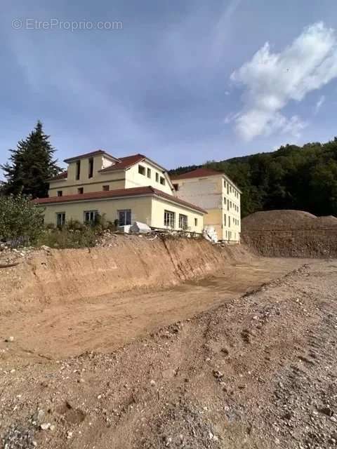 Appartement à SAINT-CERGUES