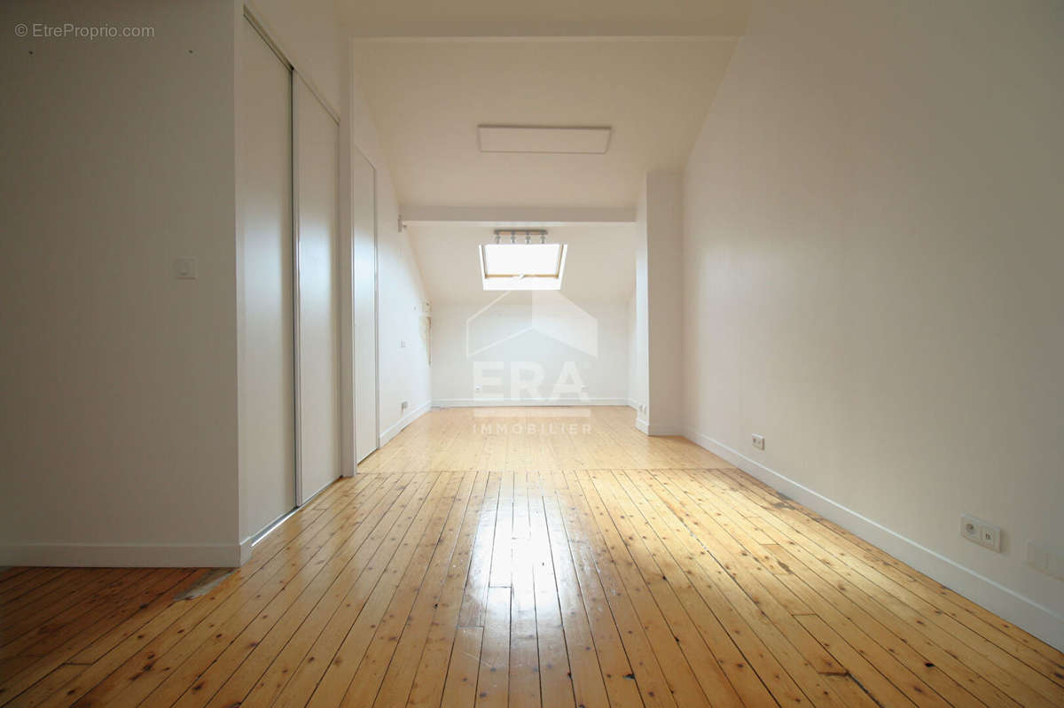 Appartement à IVRY-SUR-SEINE