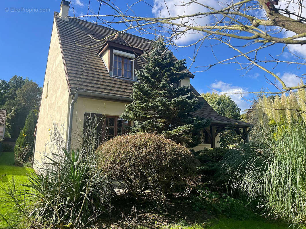 Maison à VILLIERS-SUR-MORIN