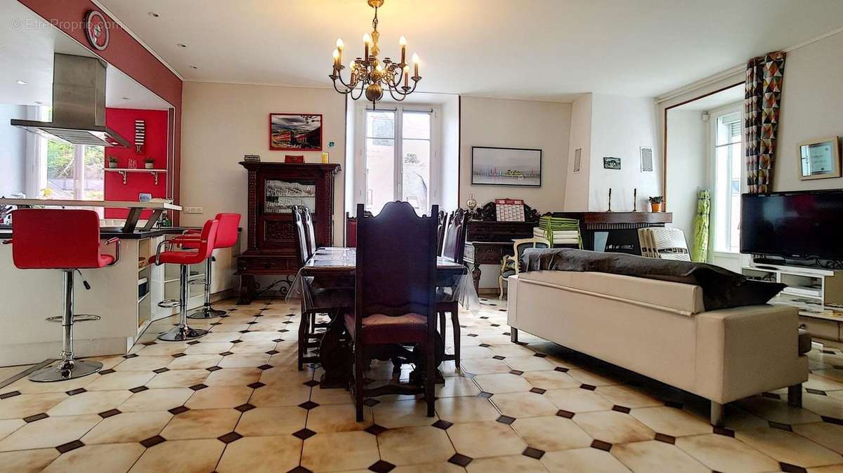 Appartement à LE PALAIS