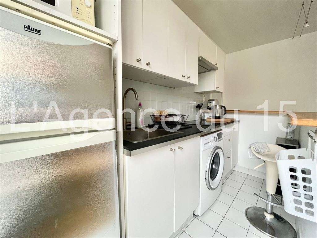 Appartement à PARIS-15E