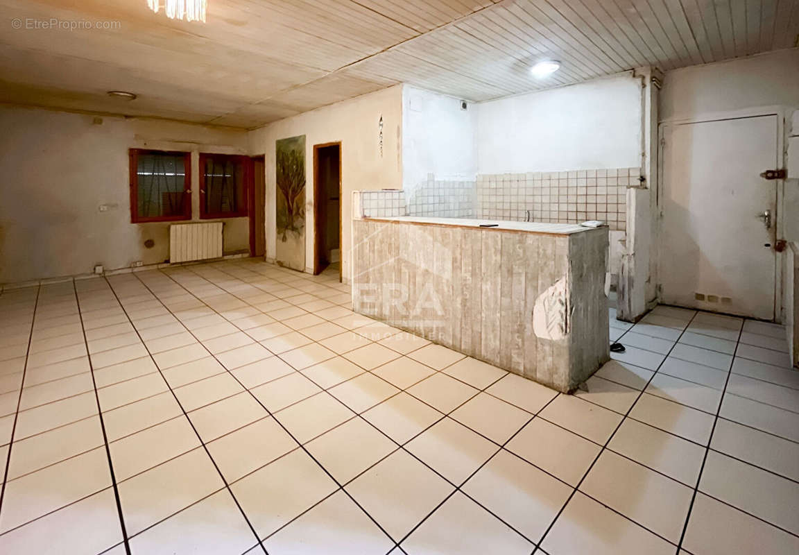 Appartement à MARSEILLE-16E