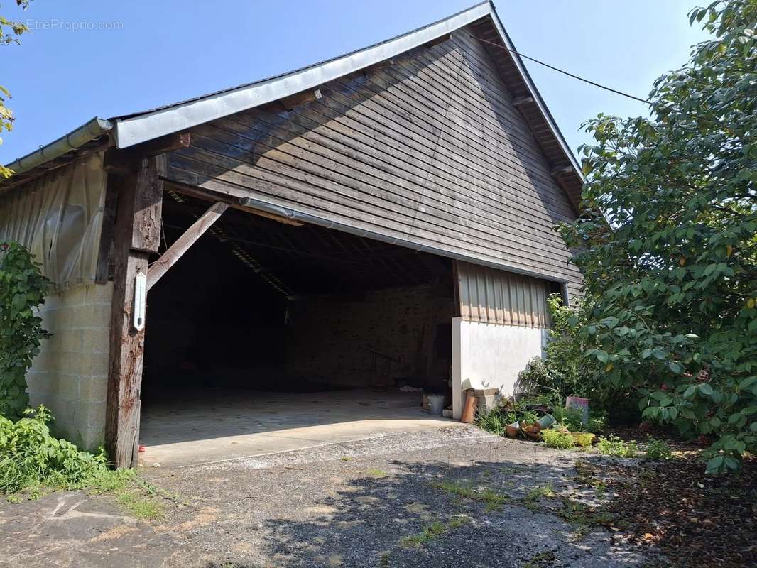 Maison à BRILLAC