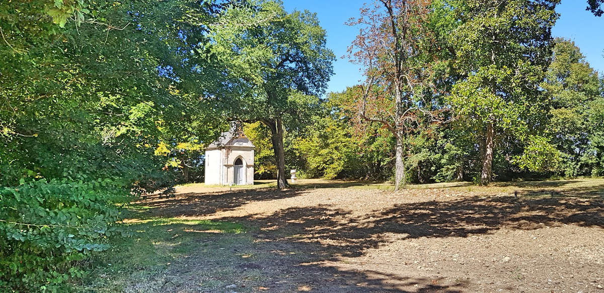 Maison à LAMOTHE-MONTRAVEL