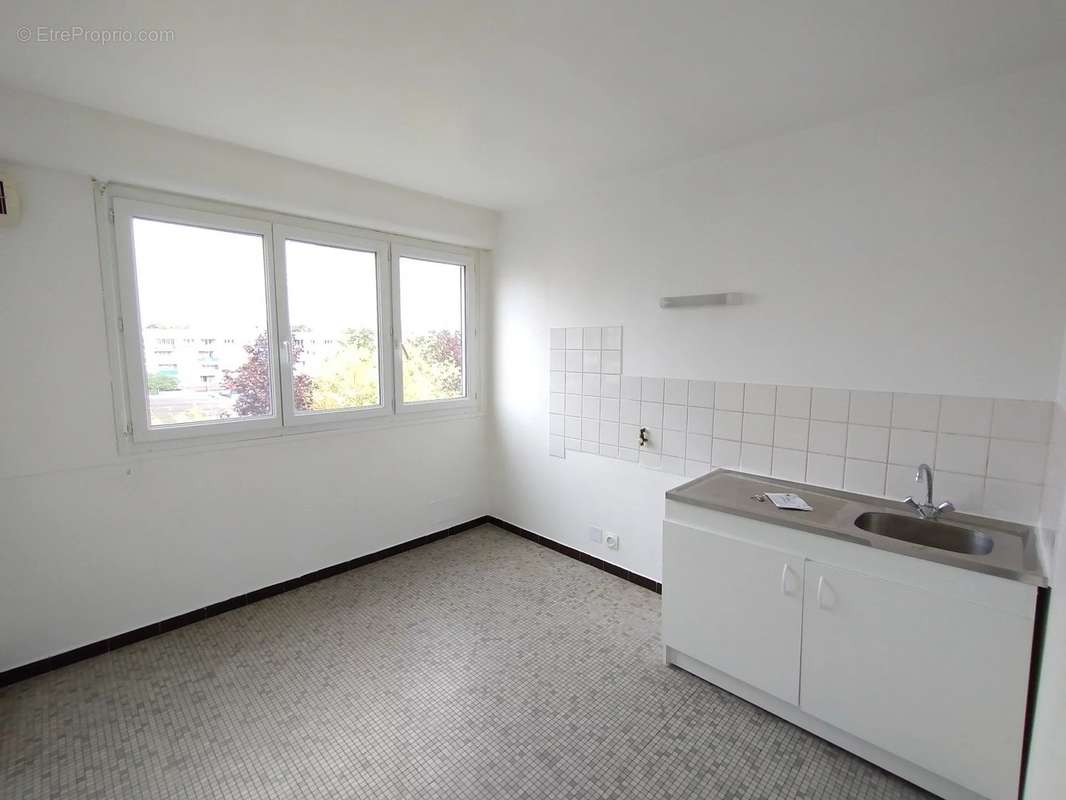 Appartement à AUBERGENVILLE