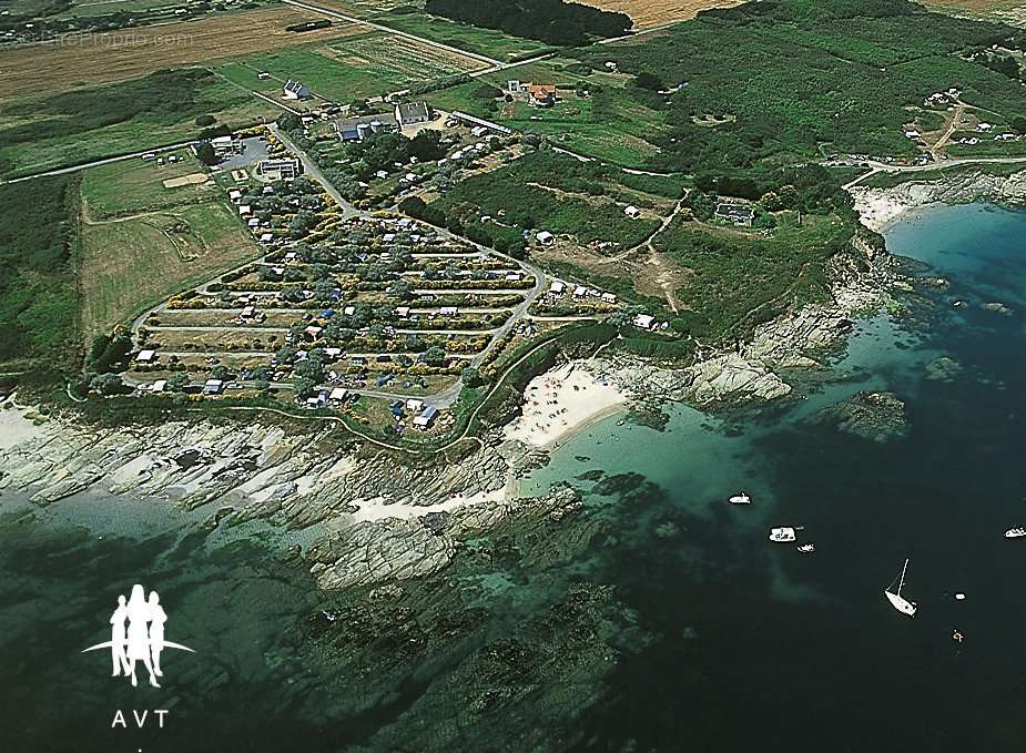 Commerce à GROIX