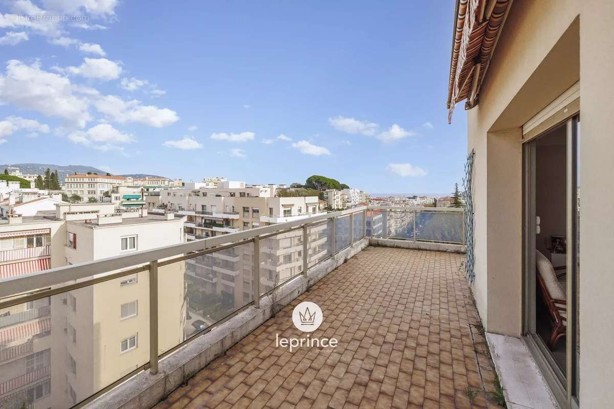 Appartement à NICE