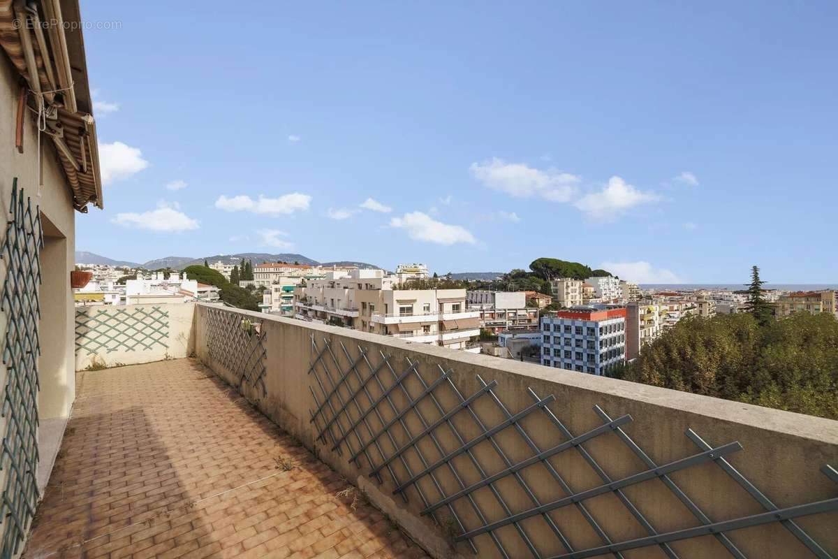 Appartement à NICE