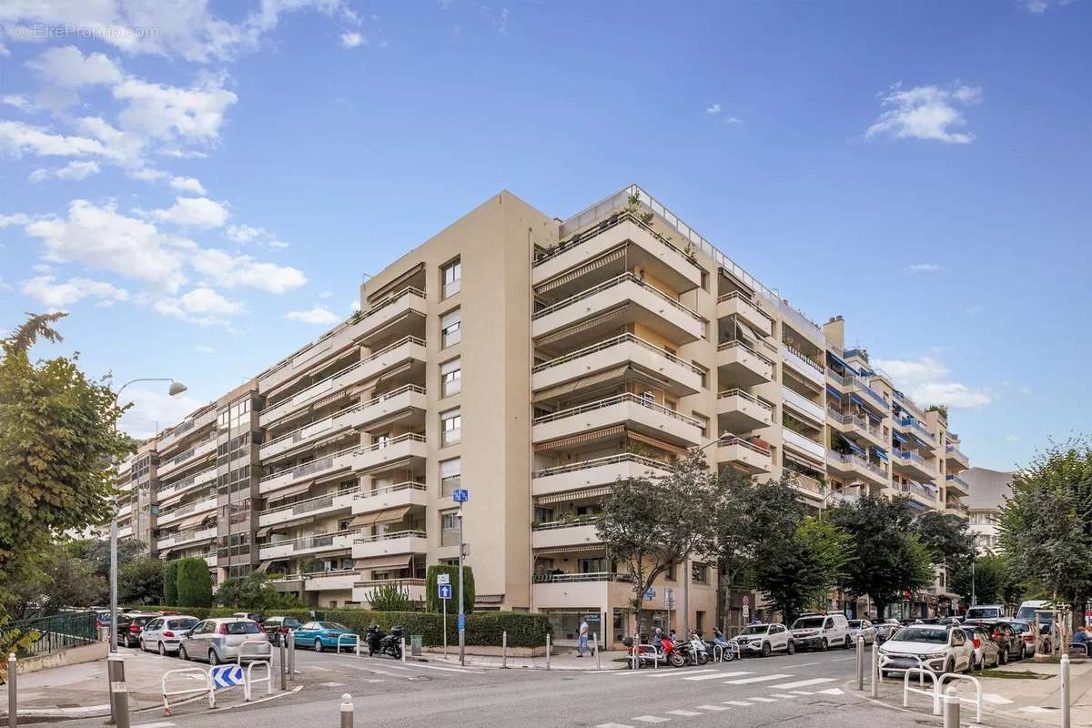 Appartement à NICE