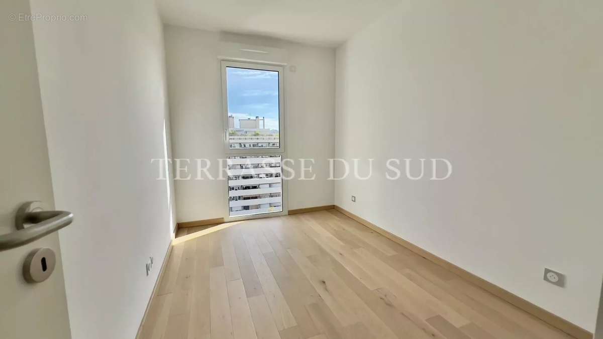 Appartement à MARSEILLE-8E