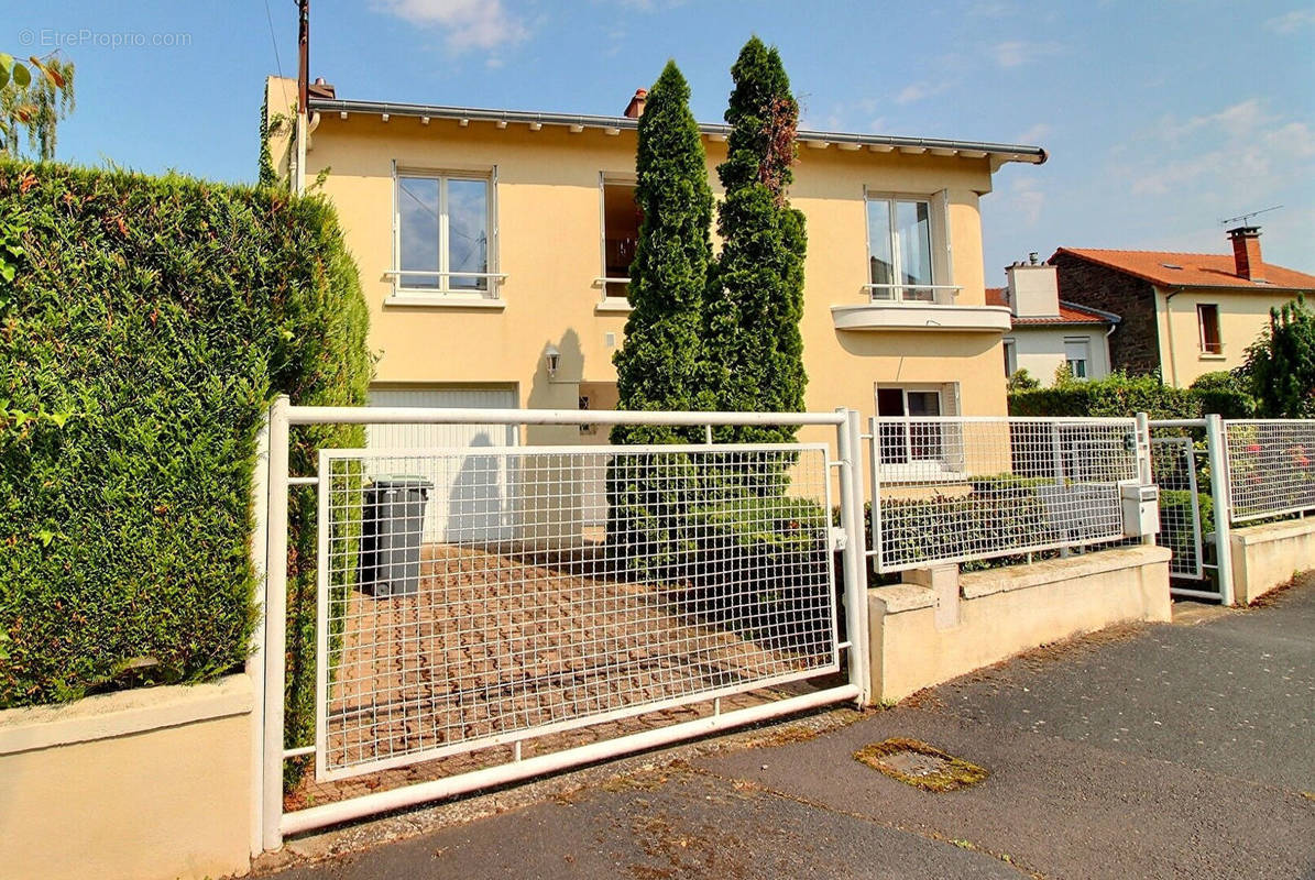 Maison à CLERMONT-FERRAND