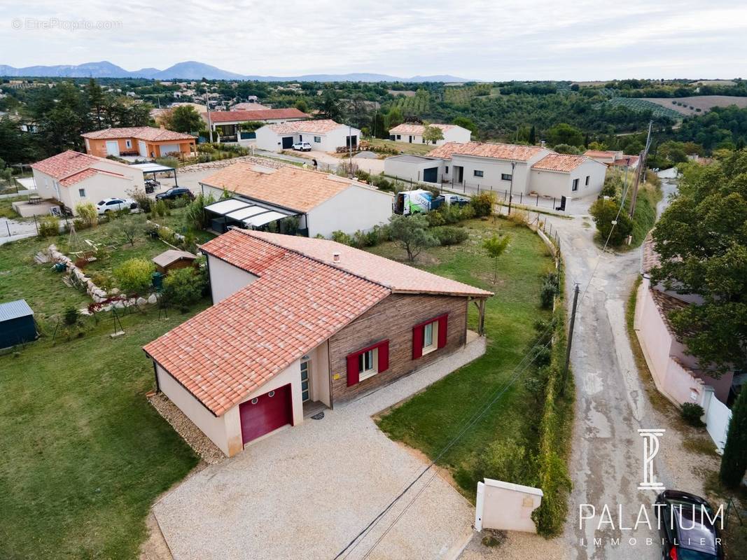 Maison à VALENSOLE