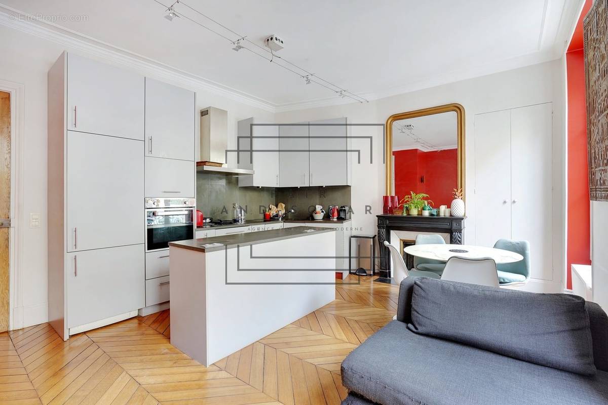 Appartement à NEUILLY-SUR-SEINE