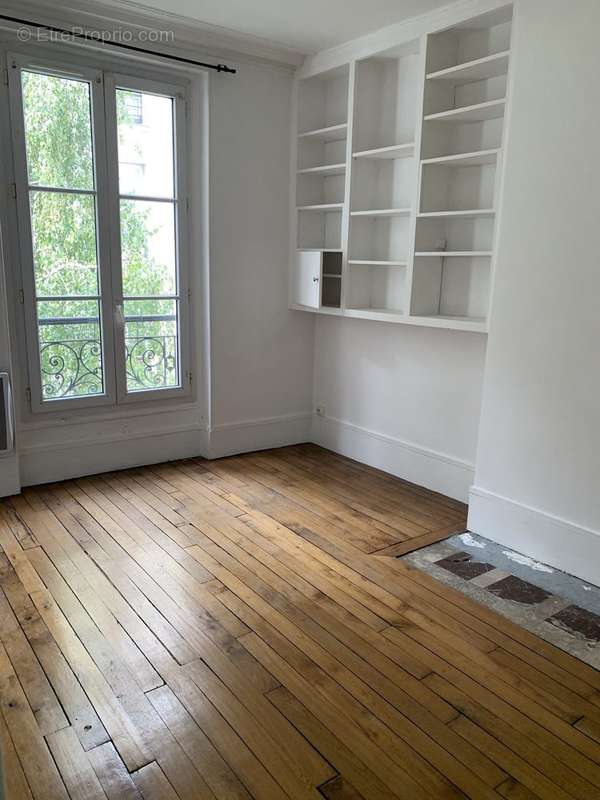 Appartement à PARIS-10E