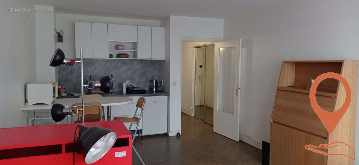 Appartement à PARIS-11E