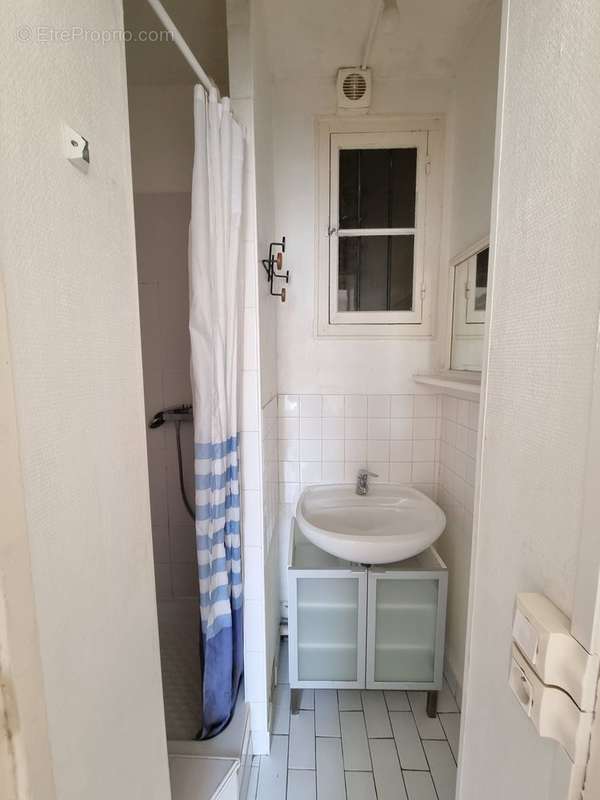 Appartement à LEVALLOIS-PERRET