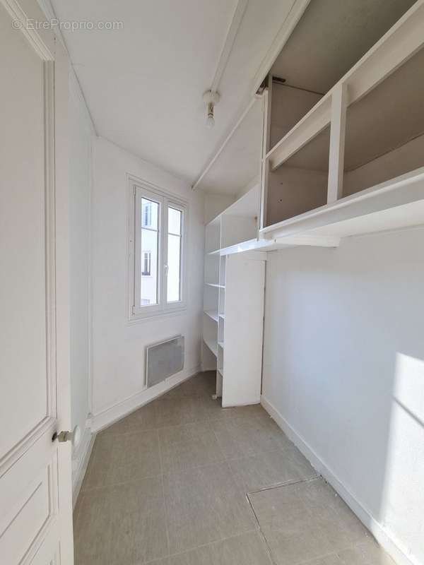 Appartement à LEVALLOIS-PERRET