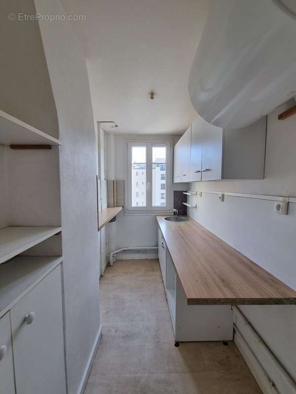 Appartement à LEVALLOIS-PERRET