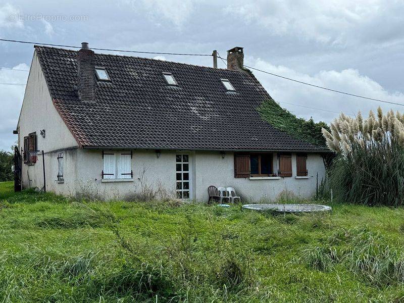 Maison à PONT-SUR-YONNE