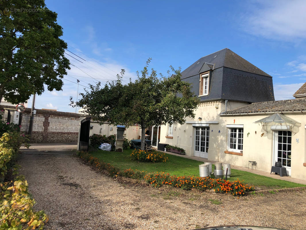 Maison à SAINT-PIERRE-LES-ELBEUF