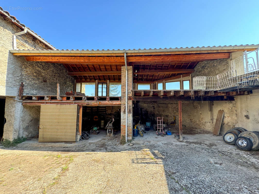 Maison à SAINT-PIERRE-DE-BOEUF