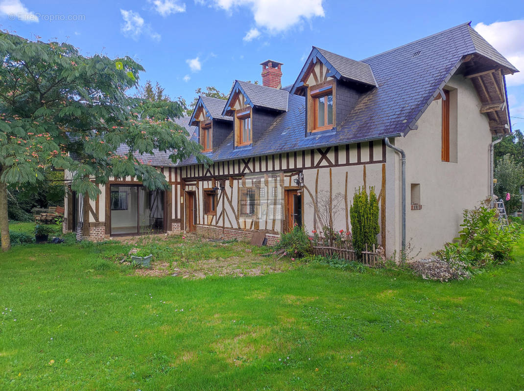 Maison à BERNAY