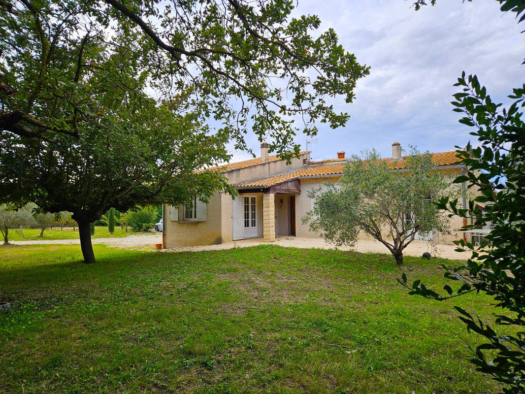 Maison à MONTEUX