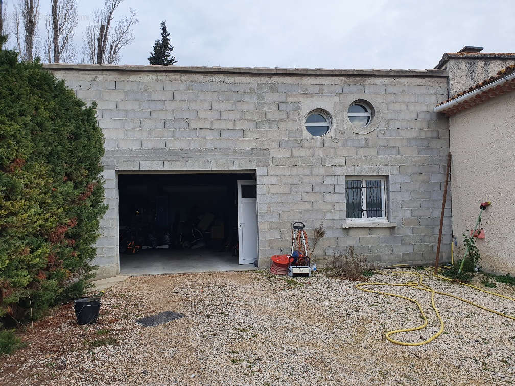 Maison à MONTEUX