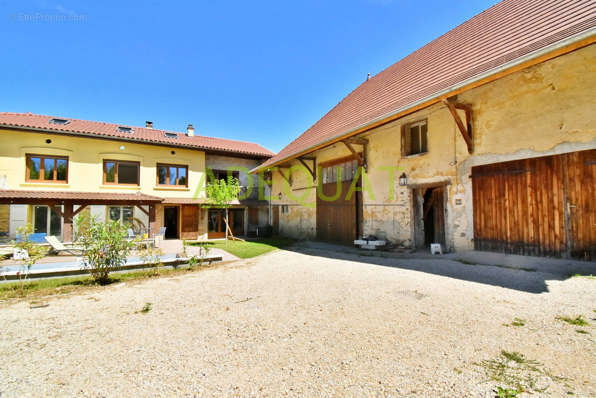 Maison à BOURGOIN-JALLIEU