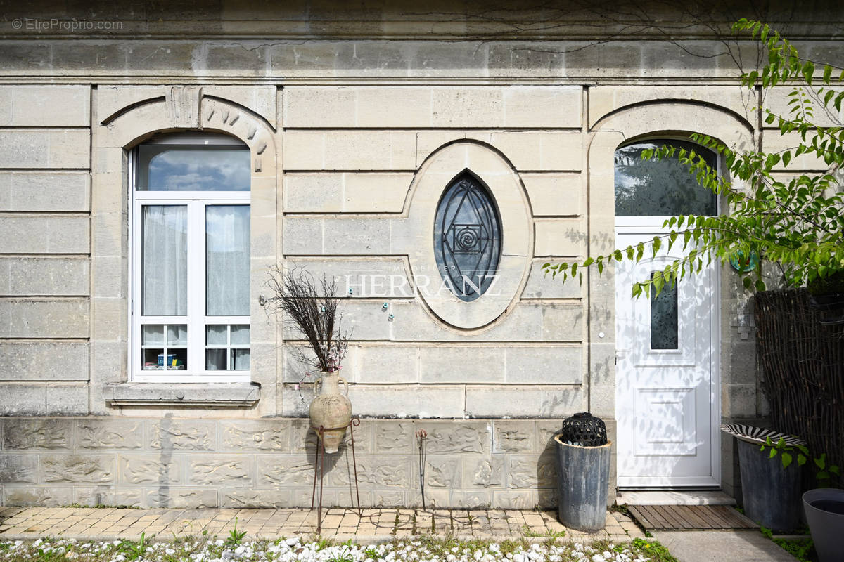 Maison à BORDEAUX