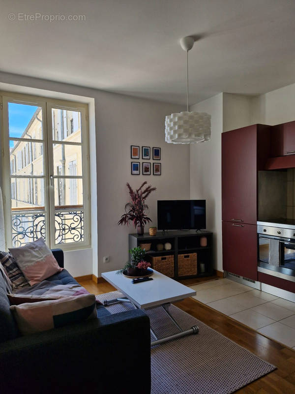 Appartement à MARSEILLE-2E