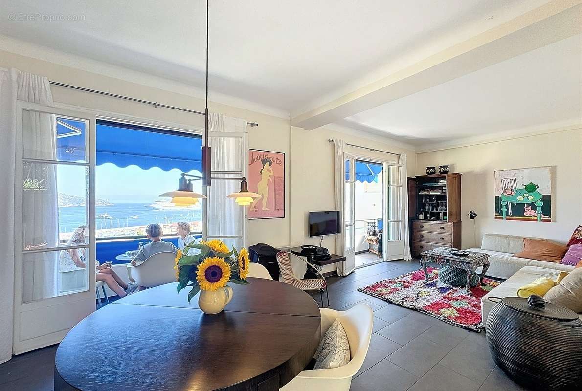 Appartement à VILLEFRANCHE-SUR-MER