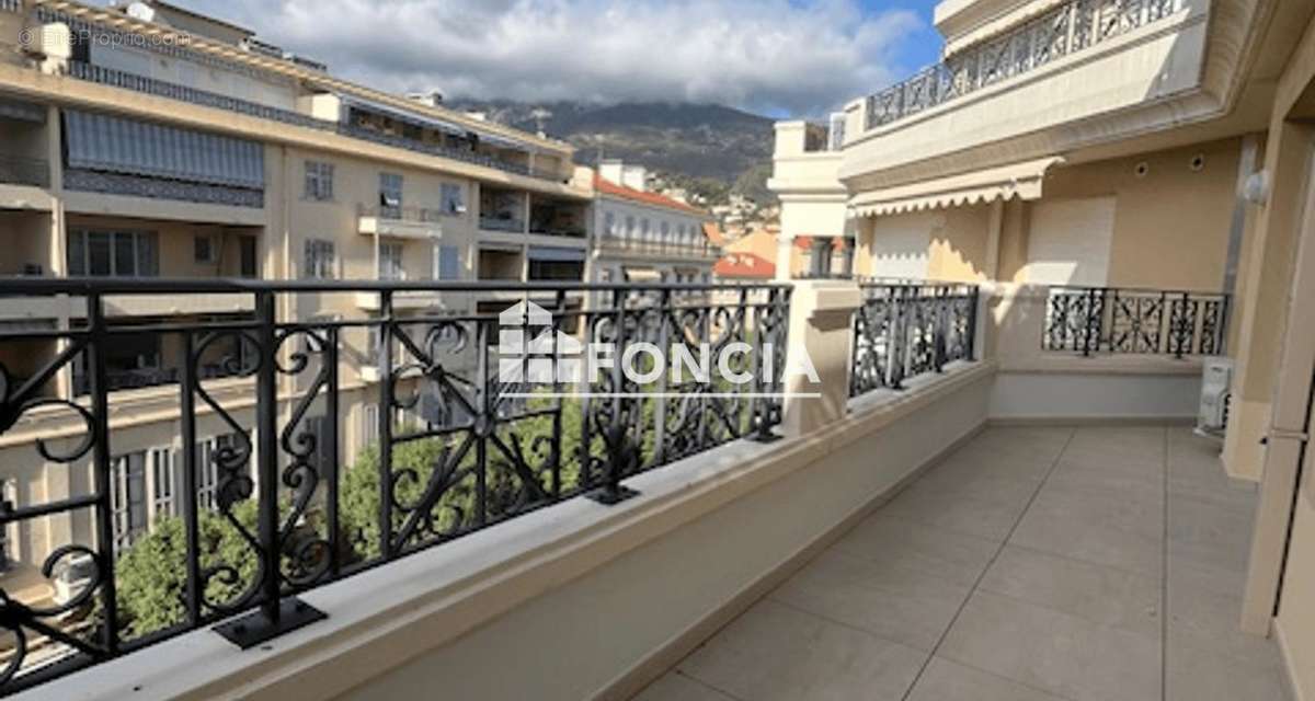 Appartement à MENTON